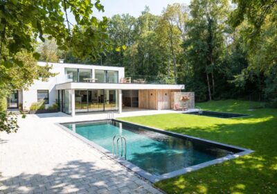 Piscine en Inox : Avantages et Inconvénients (Guide Complet Belgique 2026)